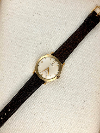 Universal Geneve Bumper Vintage