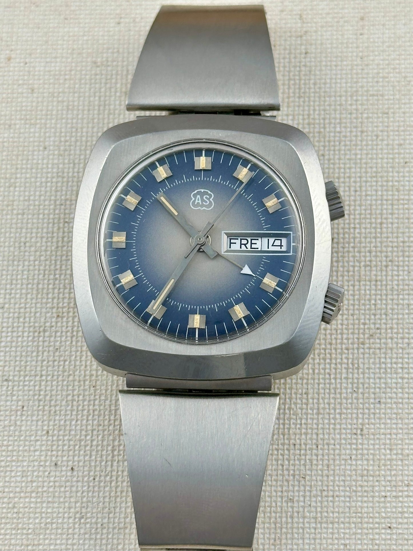 A. Schild Alarm with Clamshell Vintage