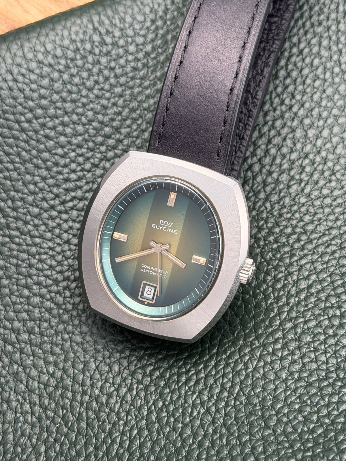 Glycine Compressor Green Tri-Dial Vintage