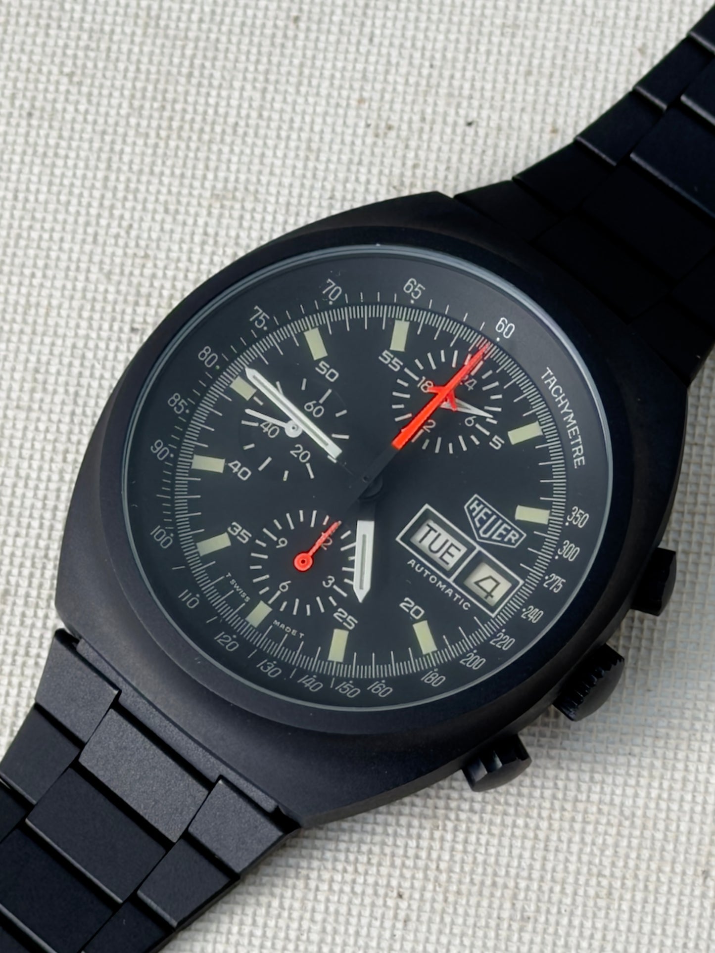 Heuer 5100 Pilot PVD Box/Papers NOS Vintage
