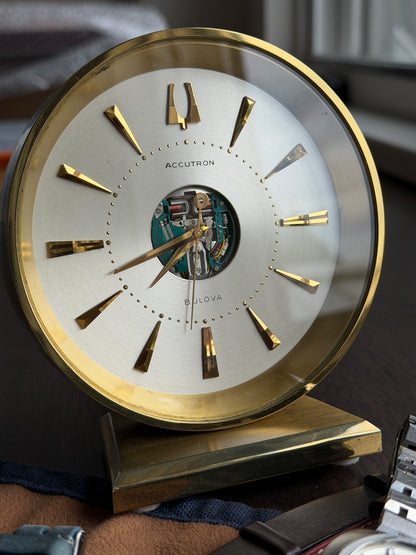 Accutron Spaceview Desk Clock Vintage