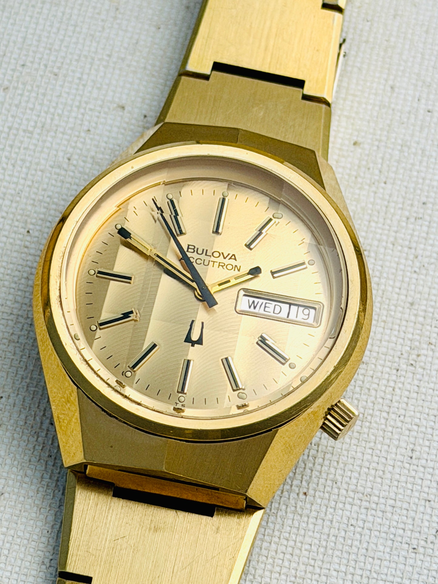 Accutron Golden Angles Vintage