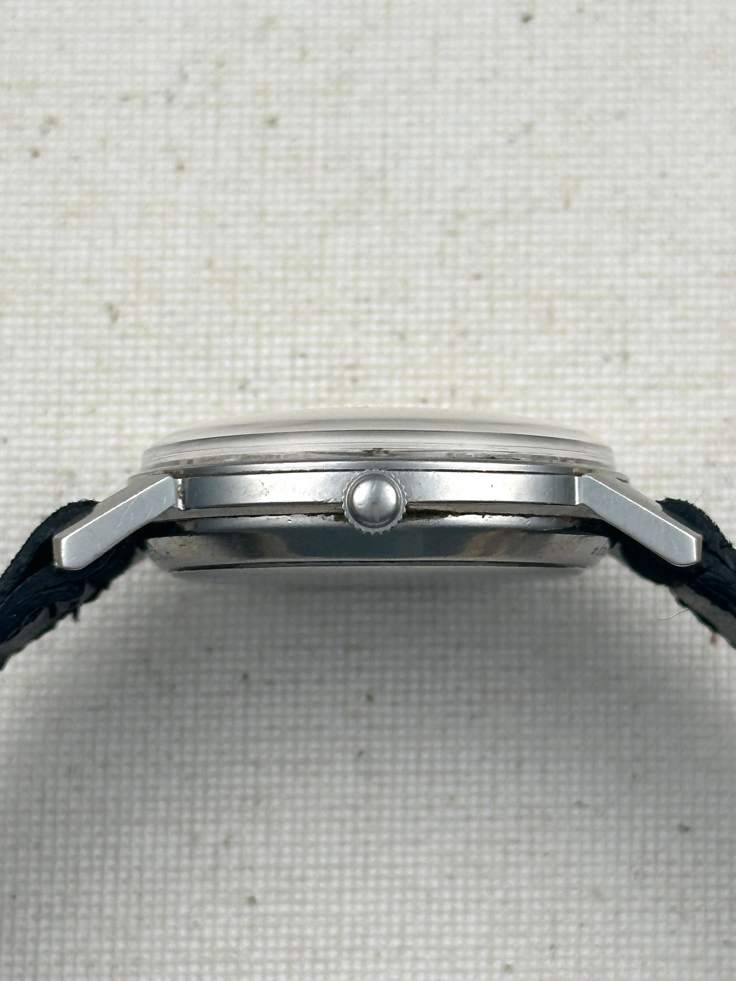 Longines Grand Prize Date Vintage