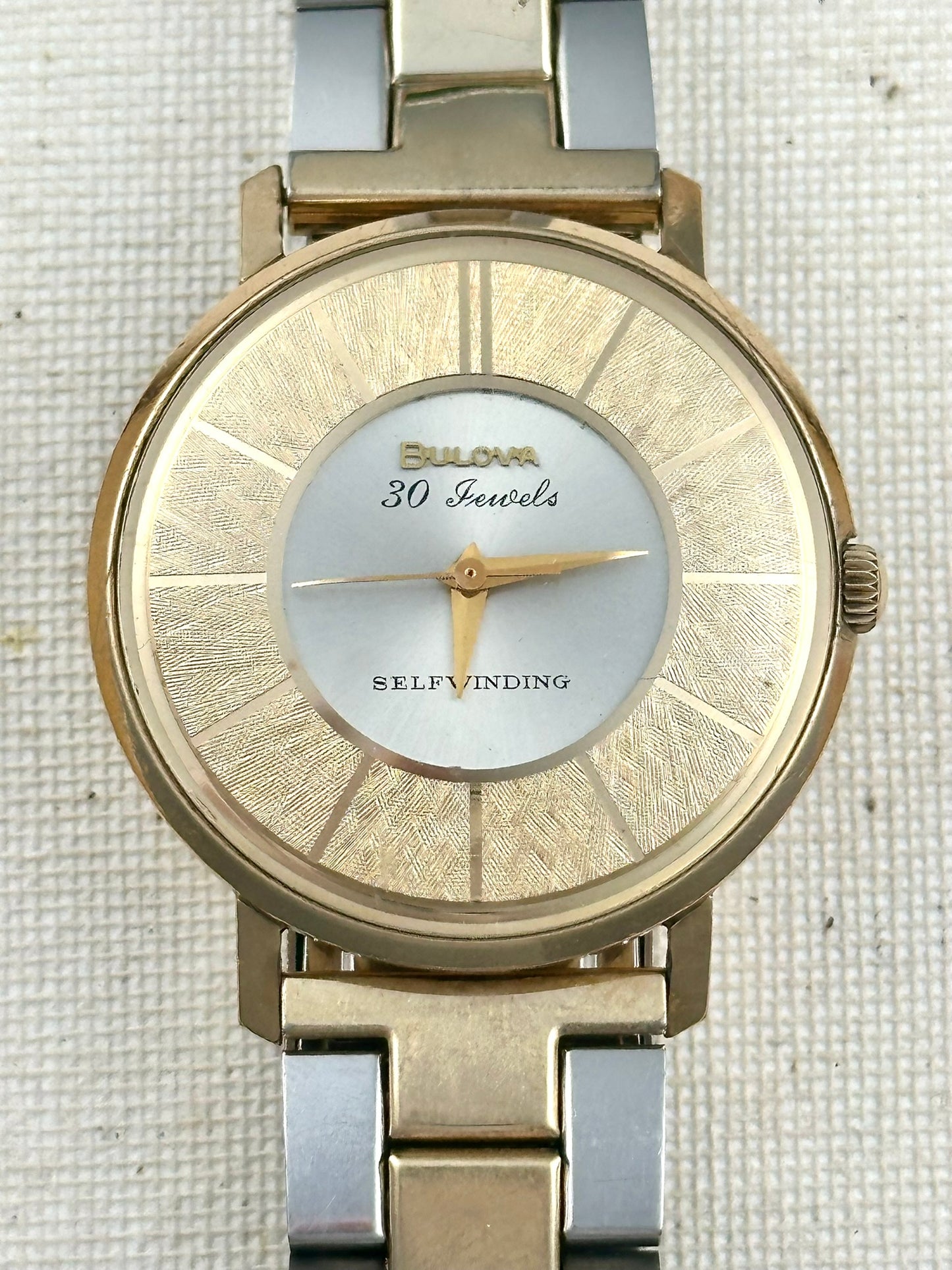 Bulova Golden Disc Vintage