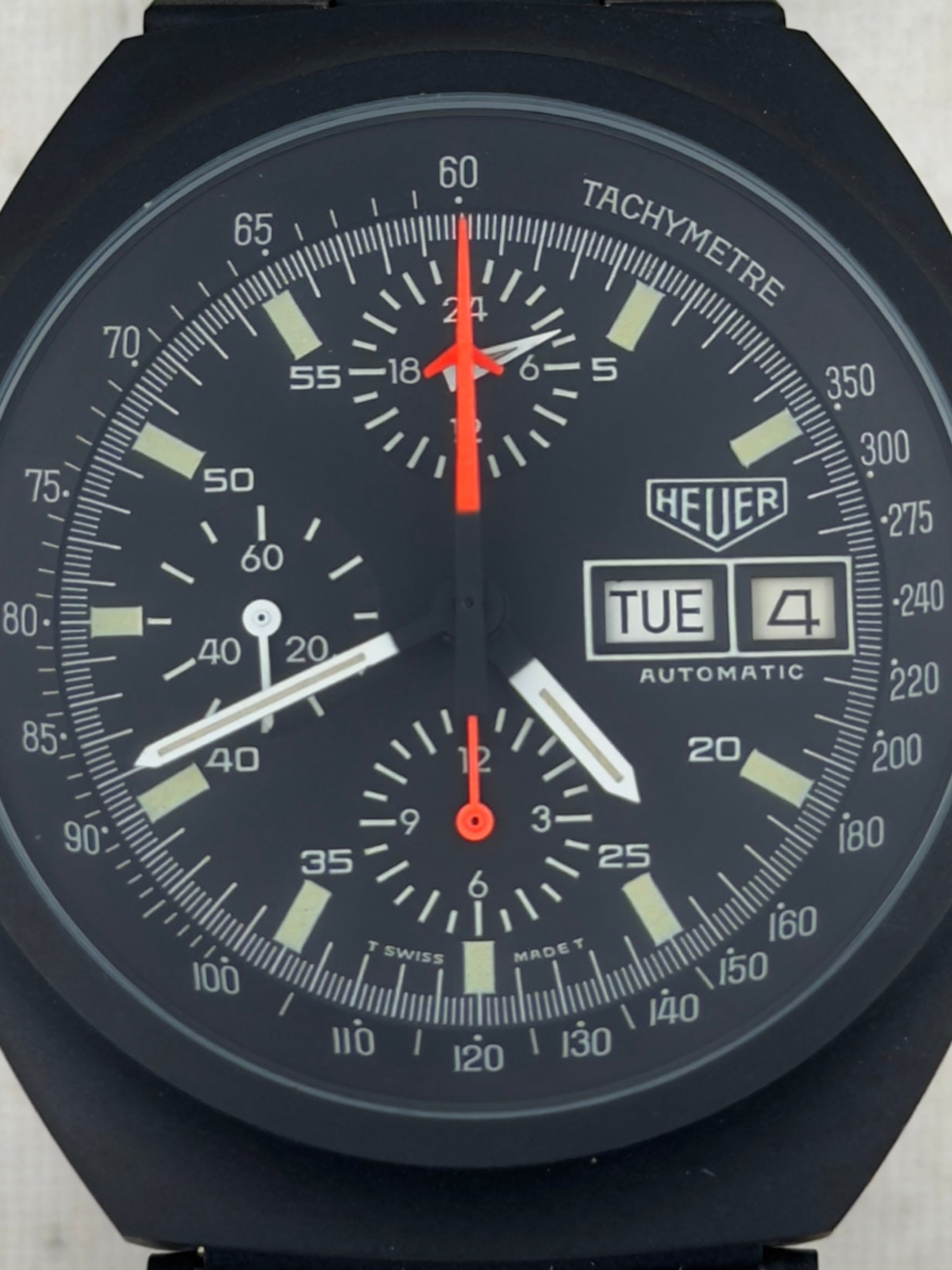 Heuer 5100 Pilot PVD Box/Papers NOS Vintage