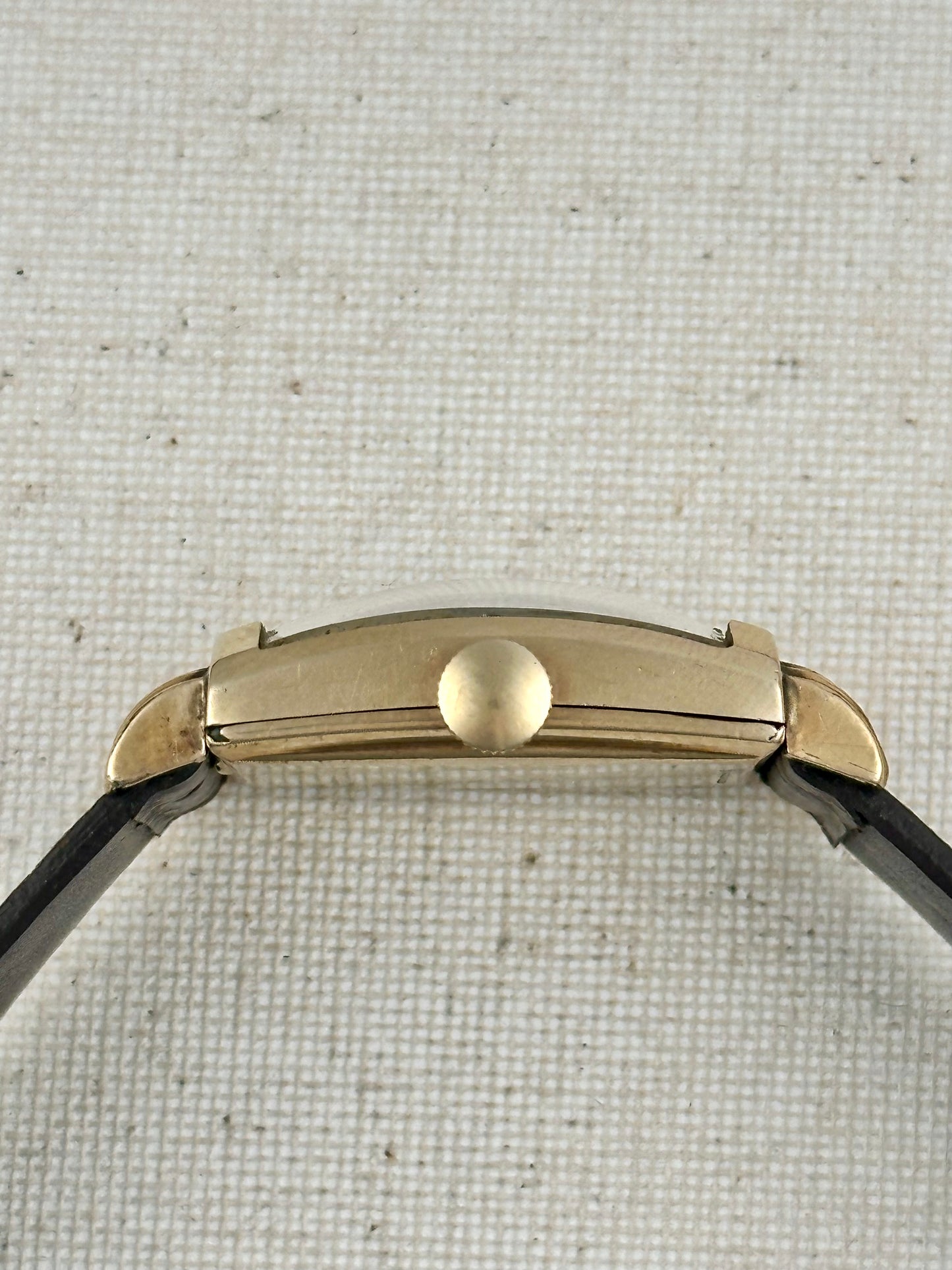 Longines Scroll Lugs Tank Vintage