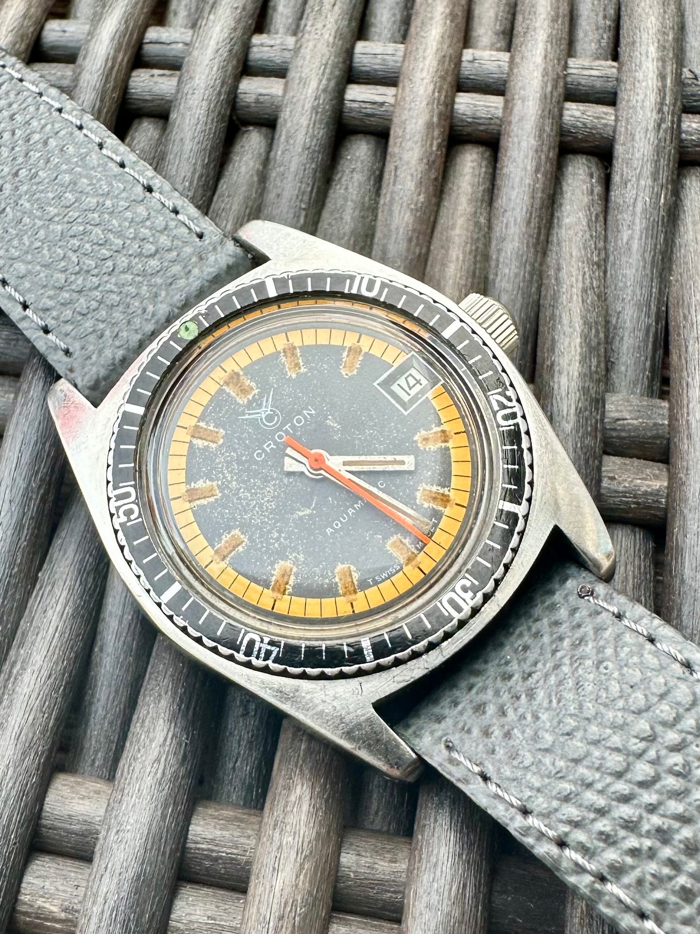 Croton Aquamatic Tropical Dial Vintage