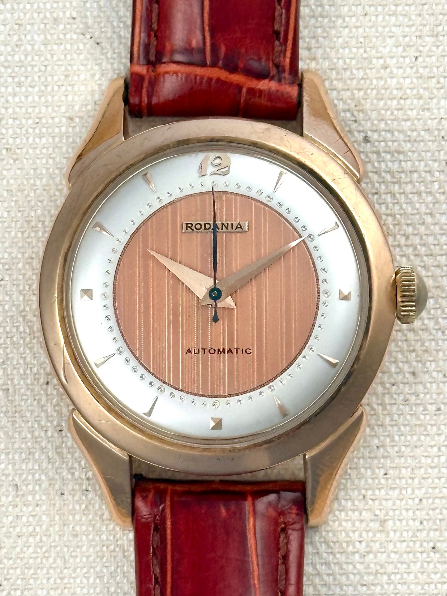 Rodania 18k Rose Gold Tapestry Dial Vintage
