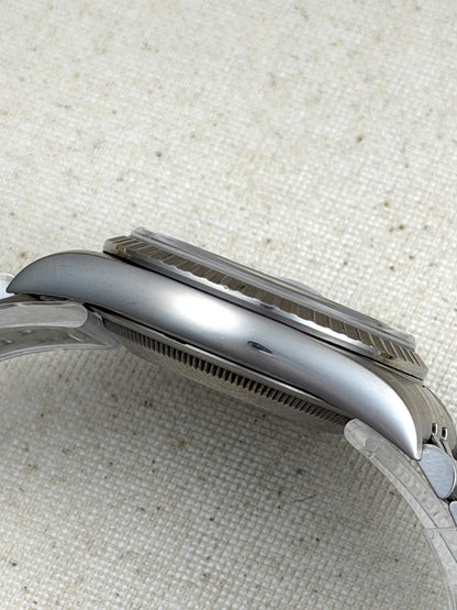 Rolex Datejust Blue ref 16220 Engine Turned Bezel Vintage