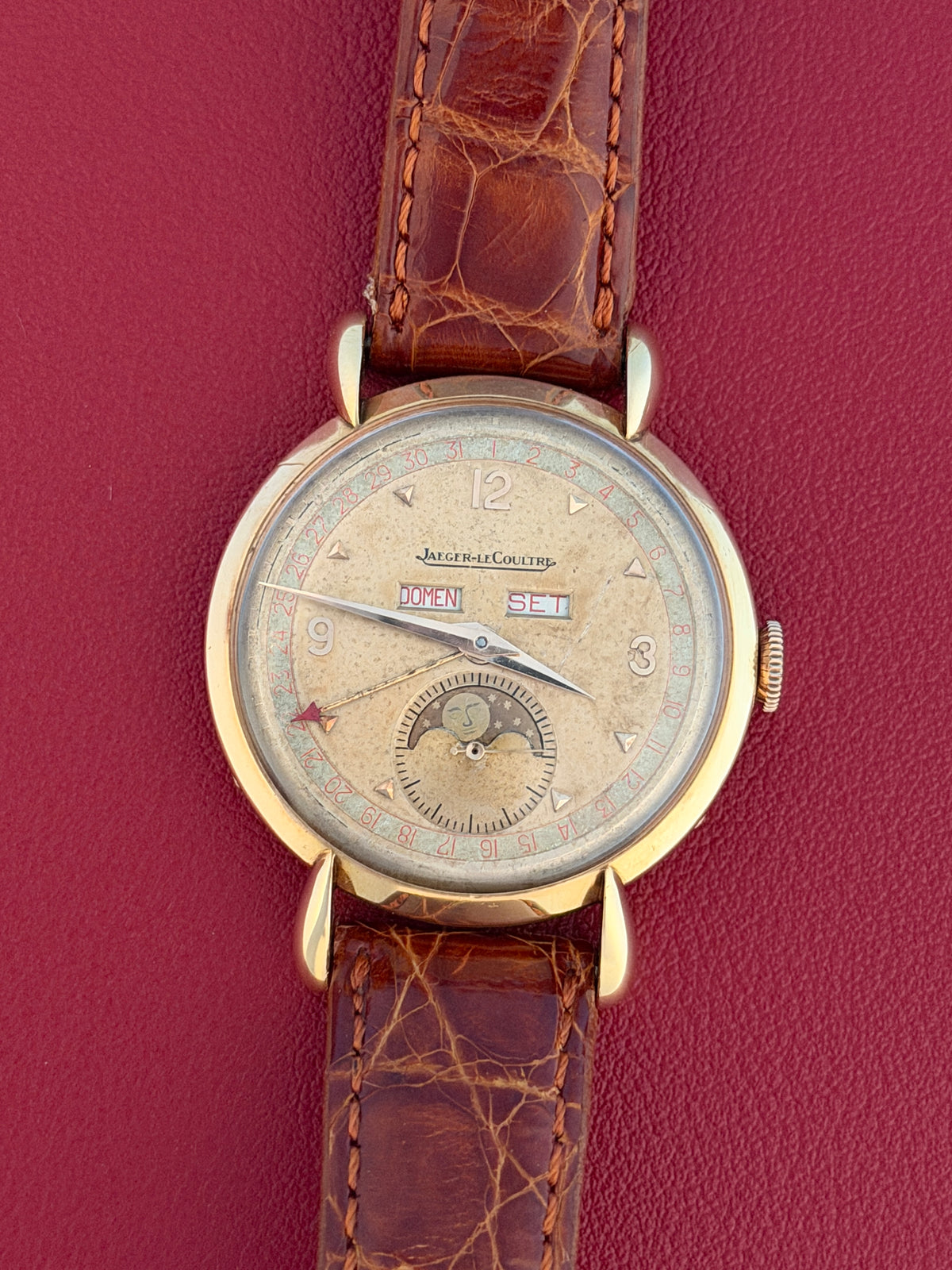 Jaeger-Lecoultre Triple Date Moonphase Calendar ref 2722 Vintage 18k