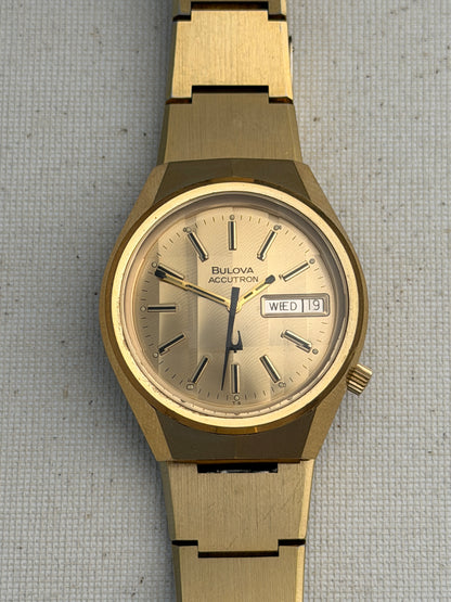 Accutron Golden Angles Vintage
