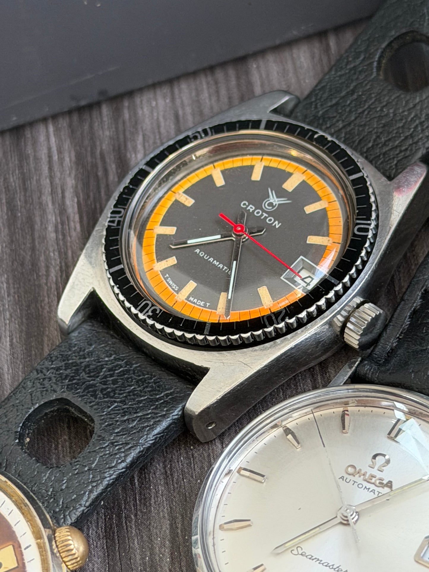 Croton Diver on Tropic Vintage