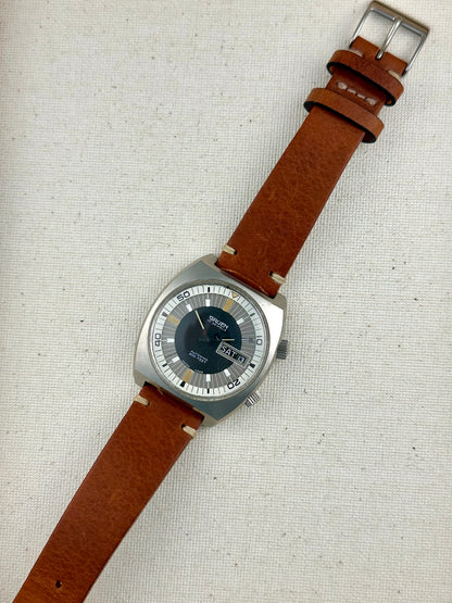 Gruen Super Compressor Day Date Vintage