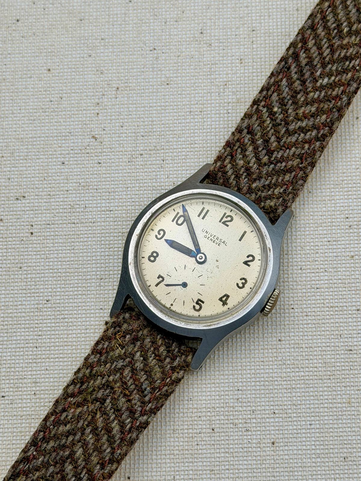 Universal Geneve Military Vintage