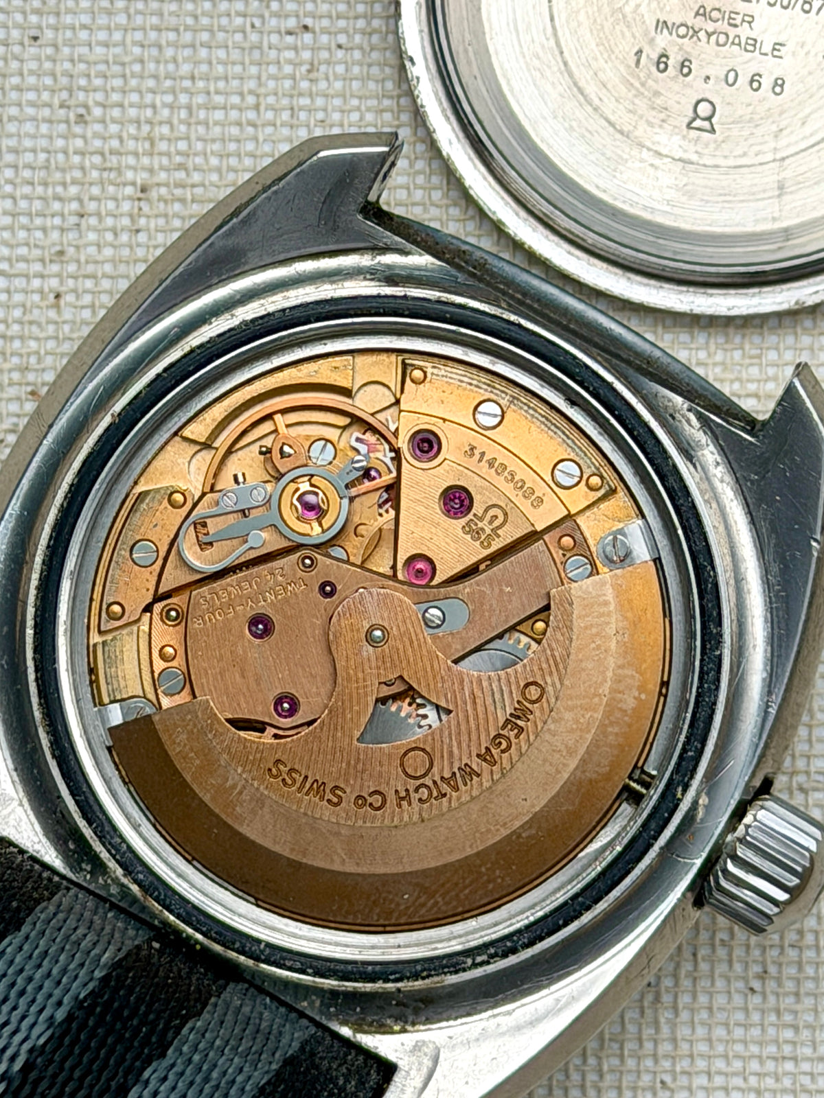 Omega Seamaster 200 "Banana" Vintage
