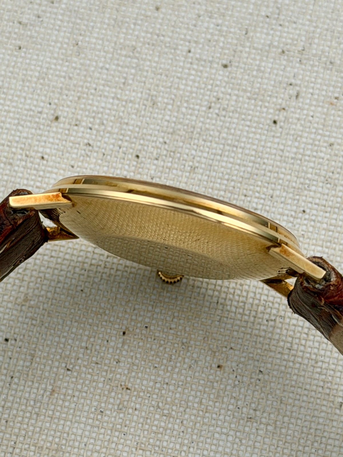 Universal Geneve 18k Gold