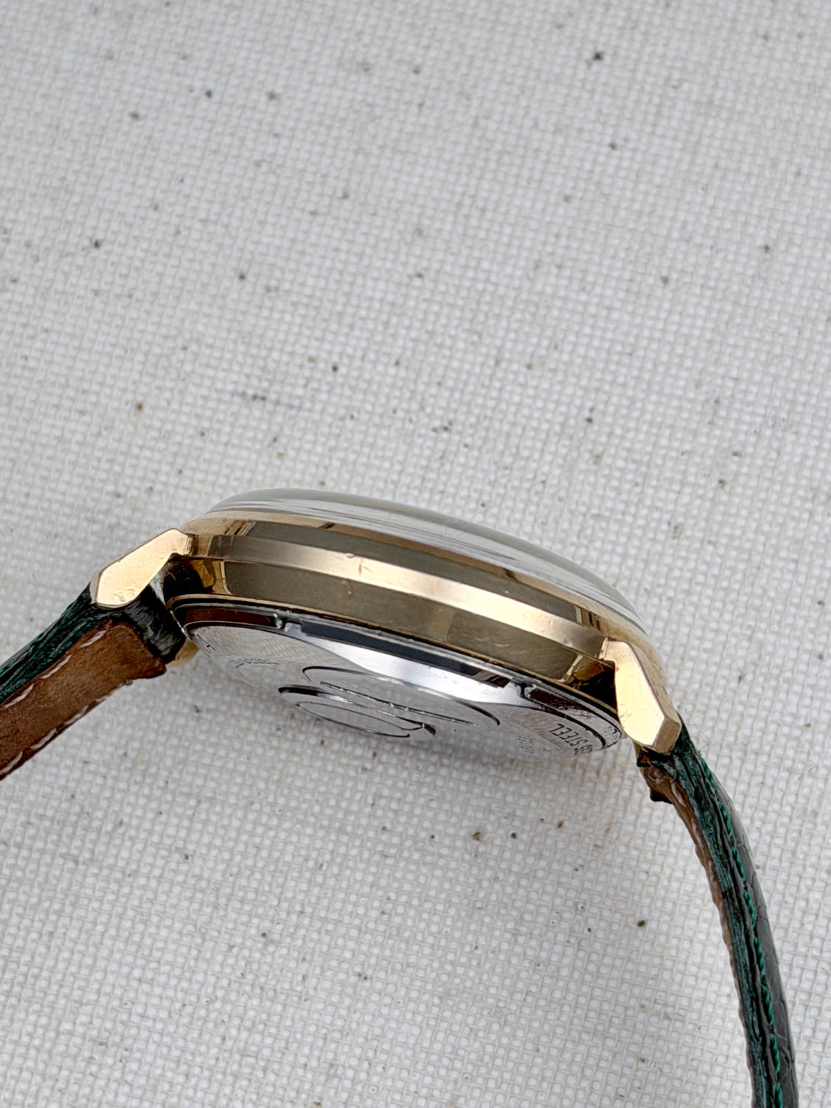 Accutron Spaceview Gold Filled Green Strap Vintage