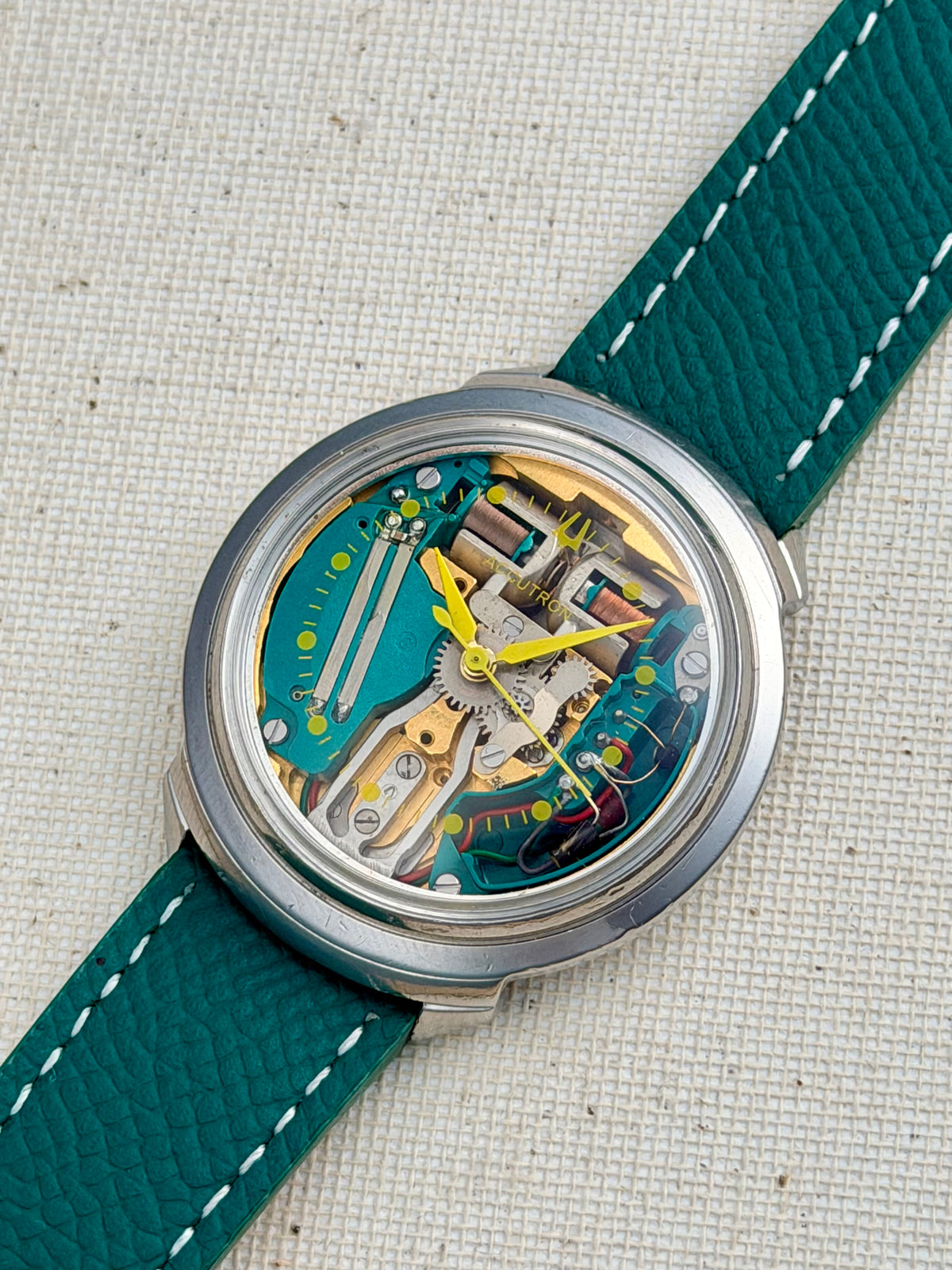 Accutron Spaceview Yellow Dot Vintage