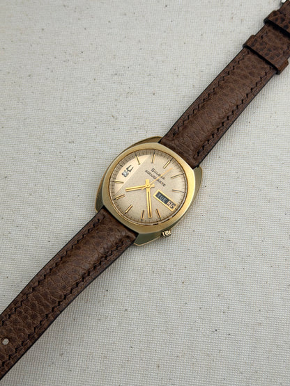 Bullova Accutron Accuquartz 14K Gold Vintage
