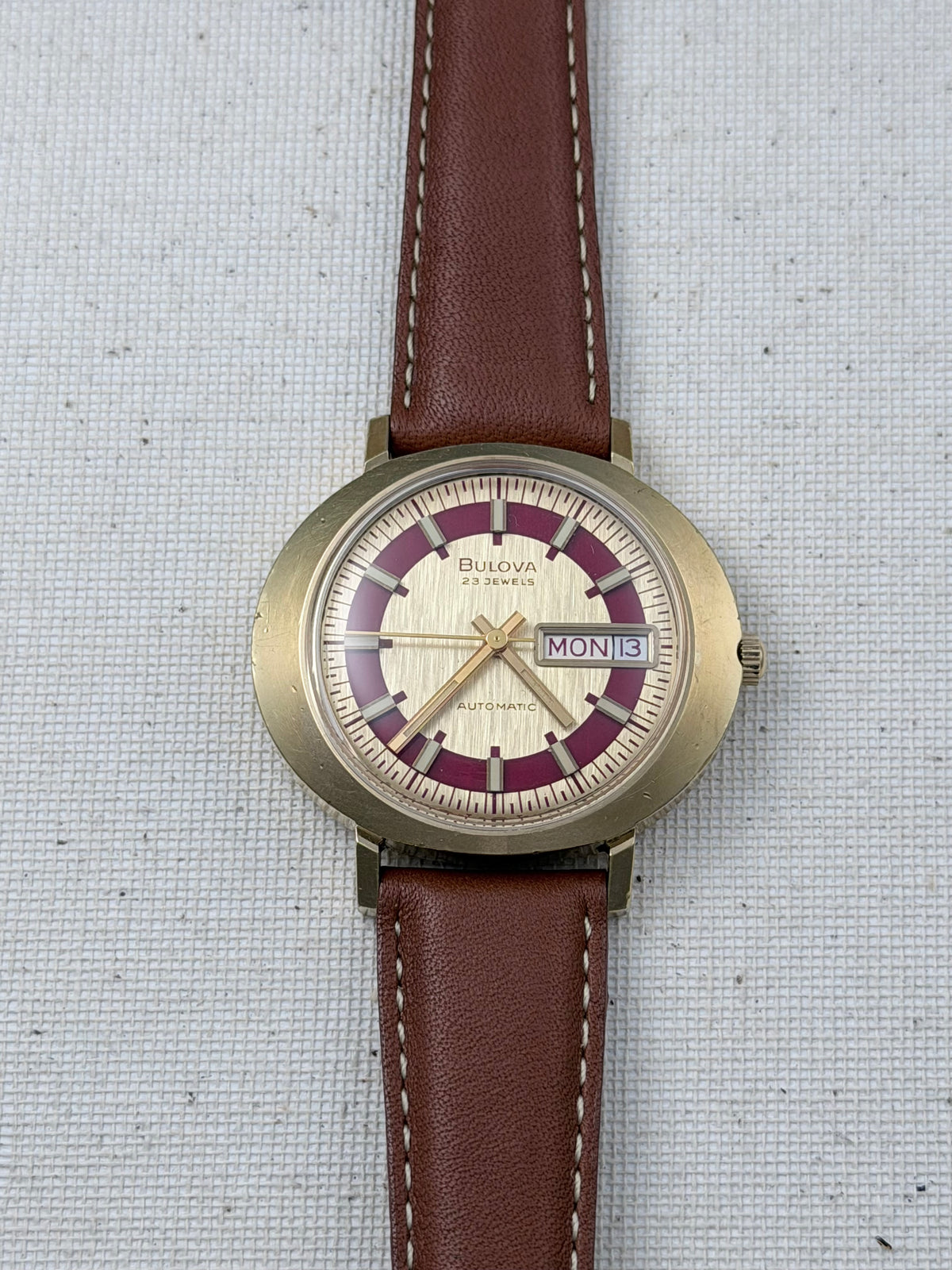 Bulova "Golden" Vintage