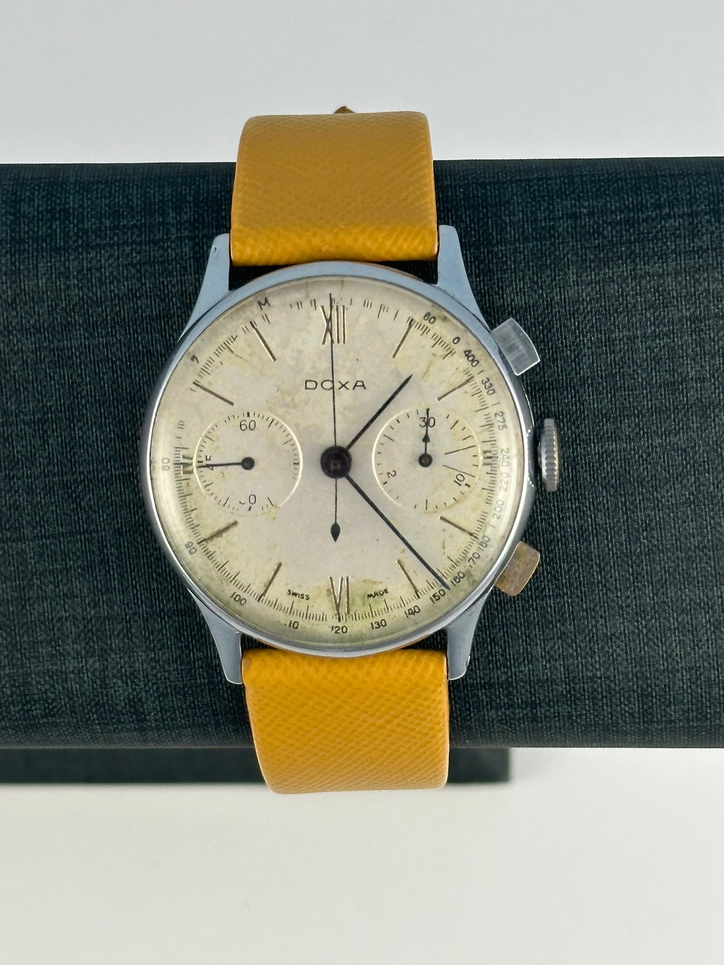 Doxa Chronograph ref 4497 Vintage