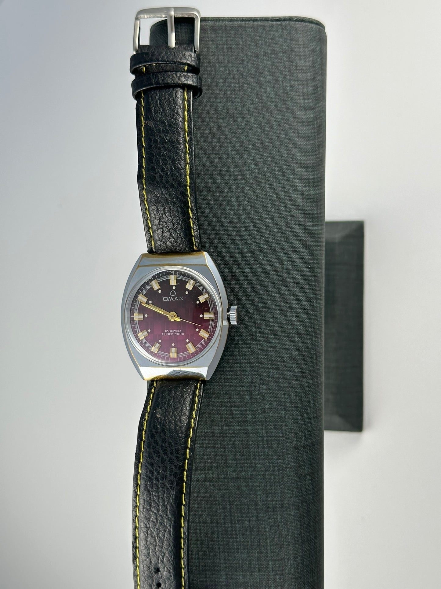 Omax Vintage Watch