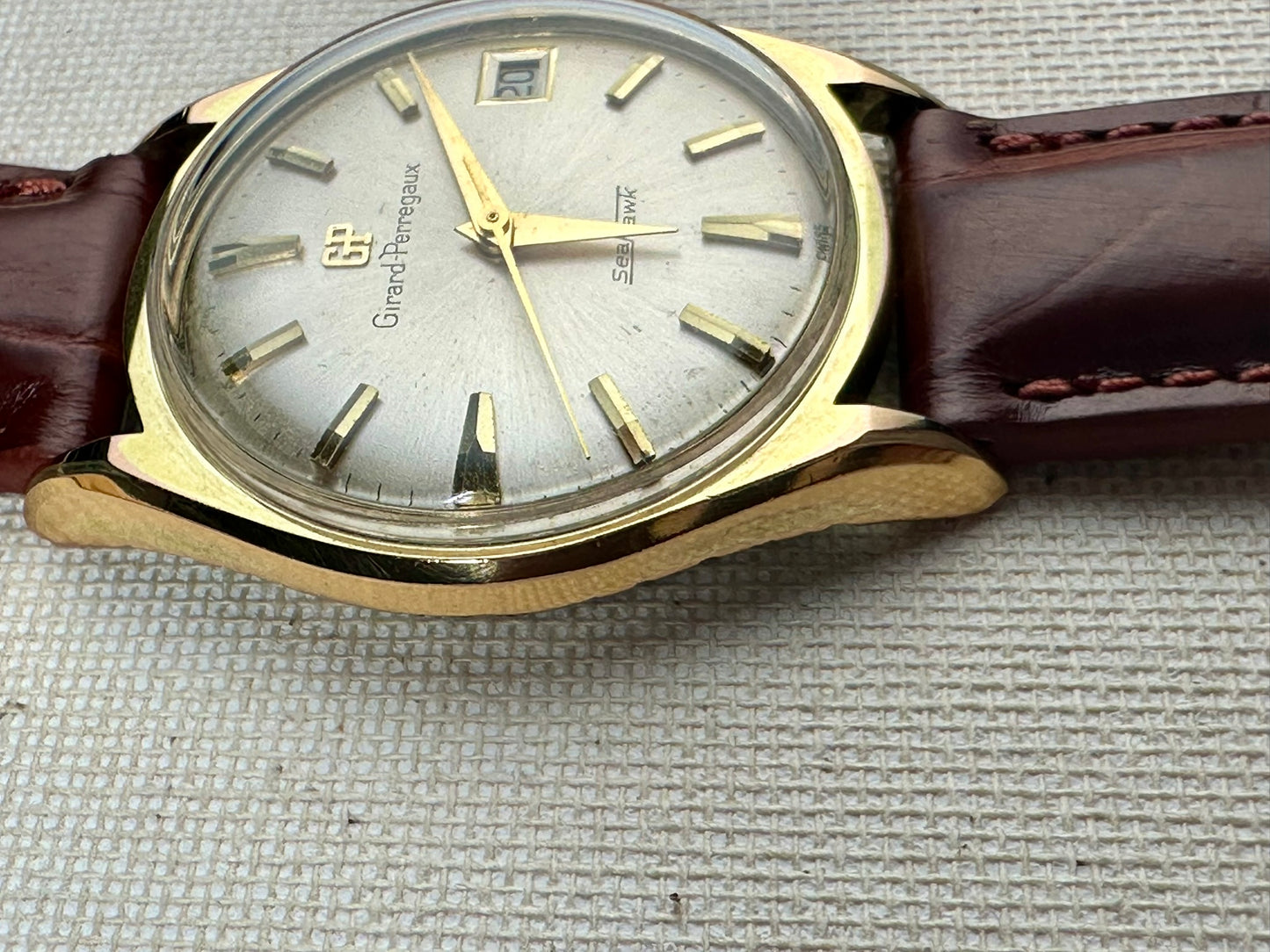 Girard Perregaux Vintage Date