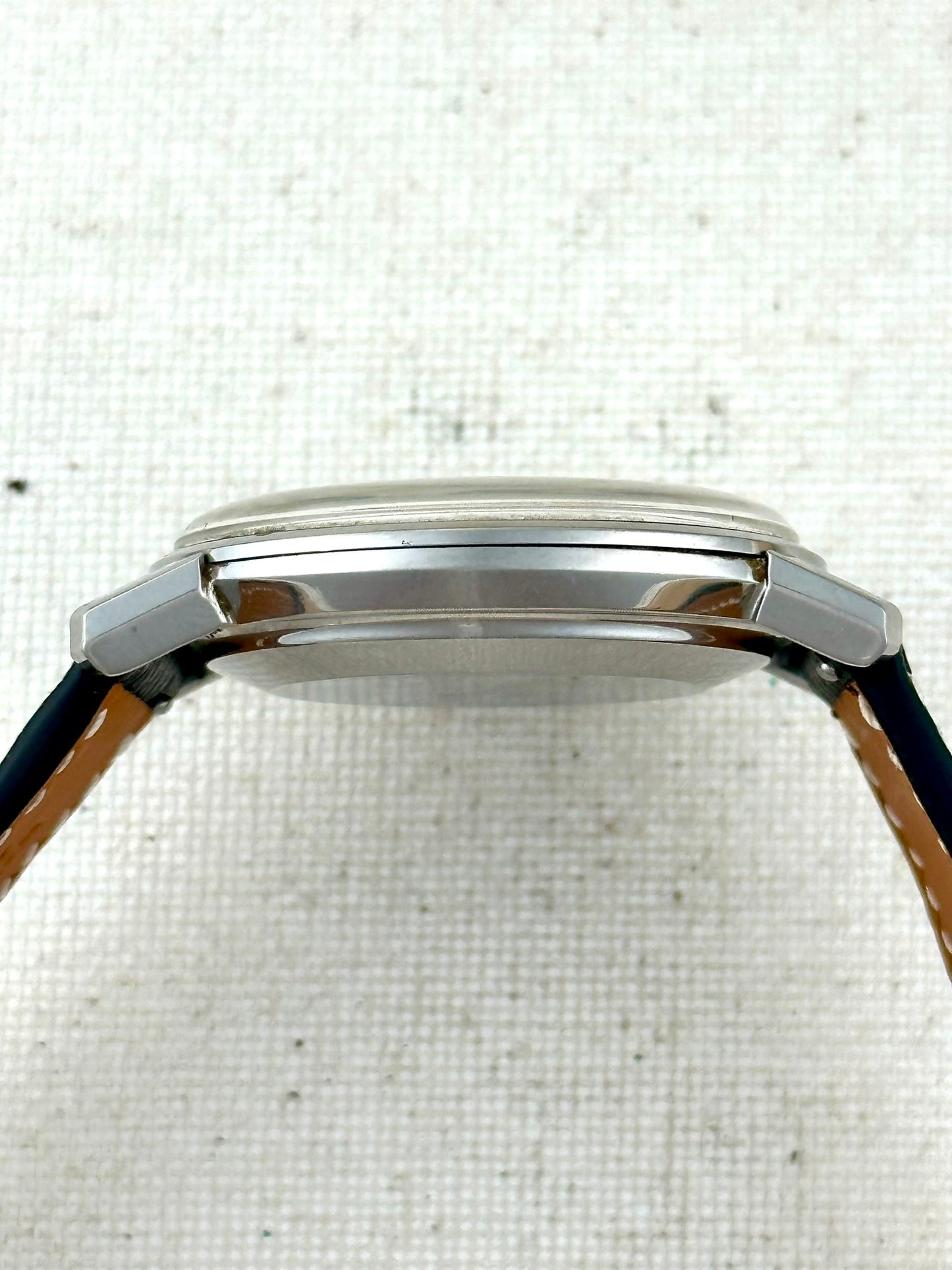 Omega Conoco Branded Vintage