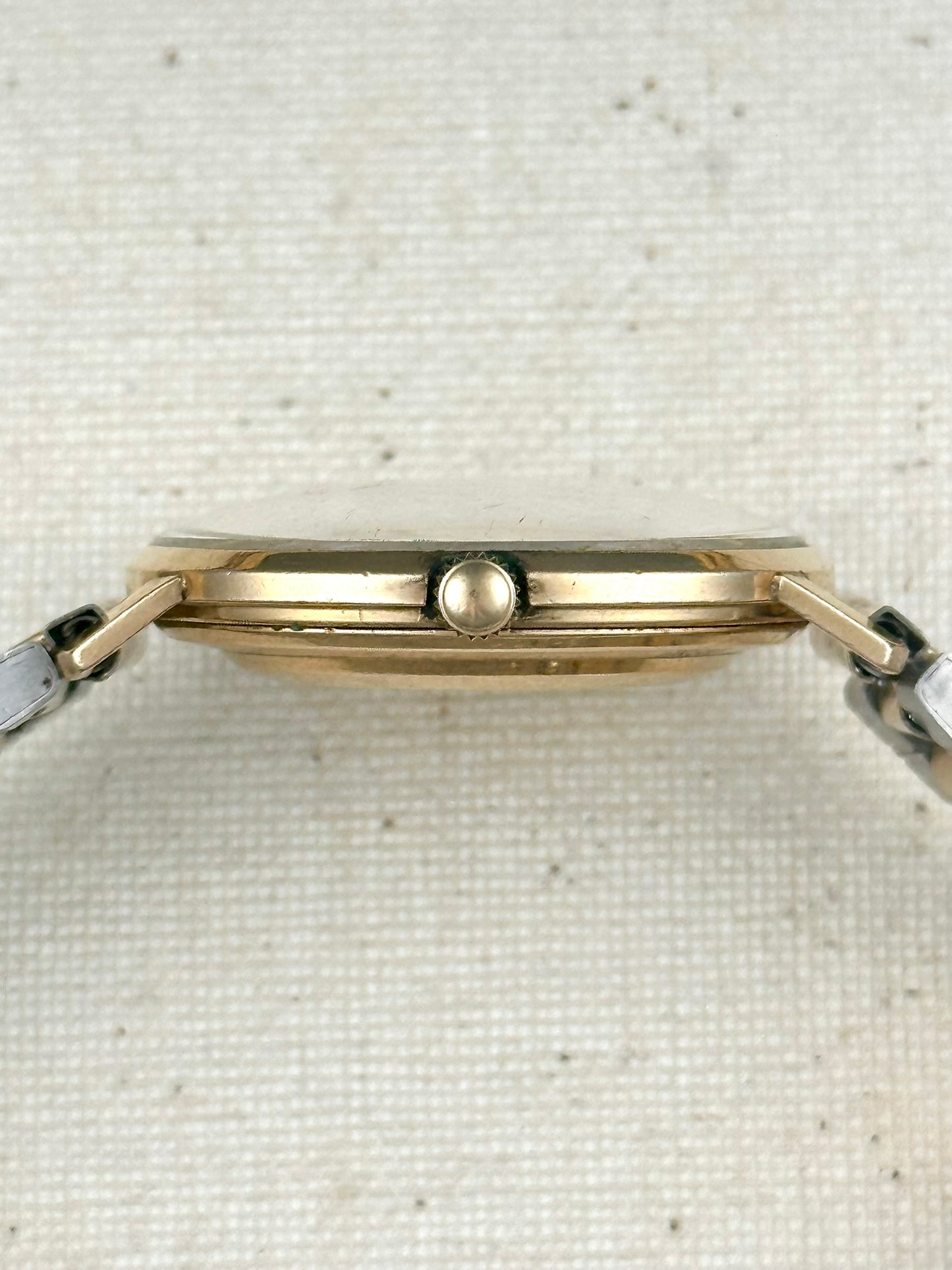 Bulova Golden Disc Vintage