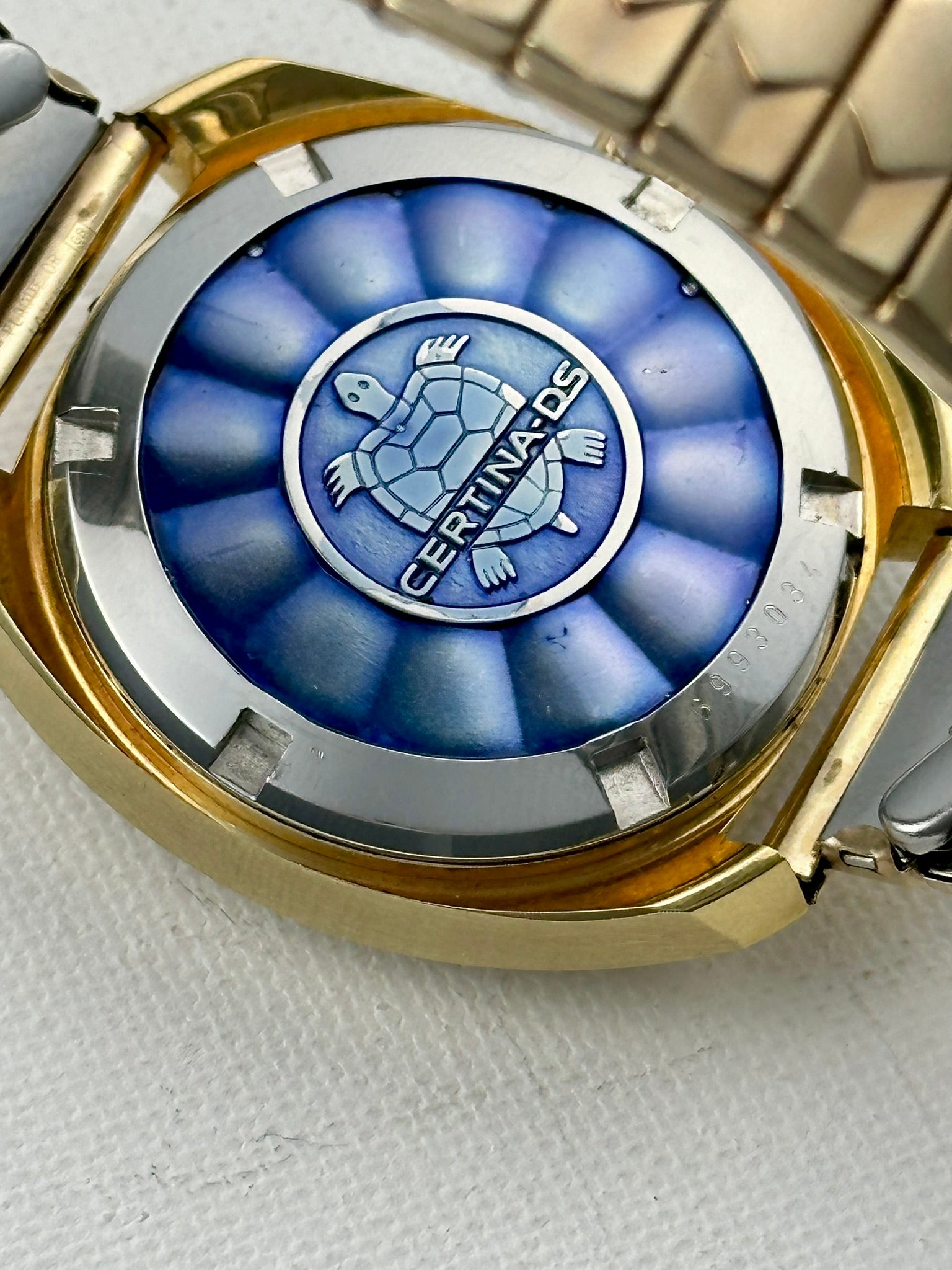 Certina DS-2 Turtle Certidate Vintage – Old School Seconds