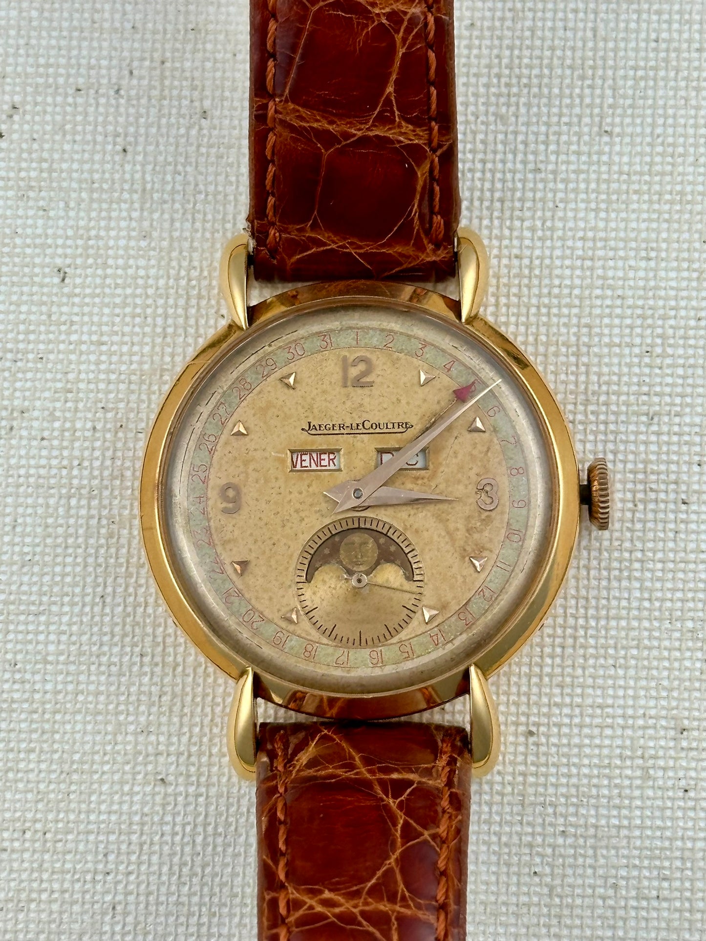 Jaeger-Lecoultre Triple Date Moonphase Calendar ref 2722 Vintage 18k