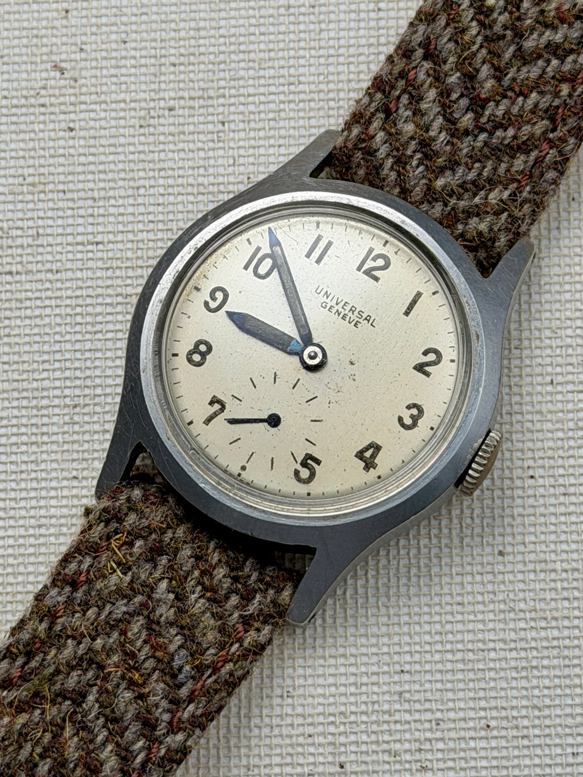 Universal Geneve Military Vintage