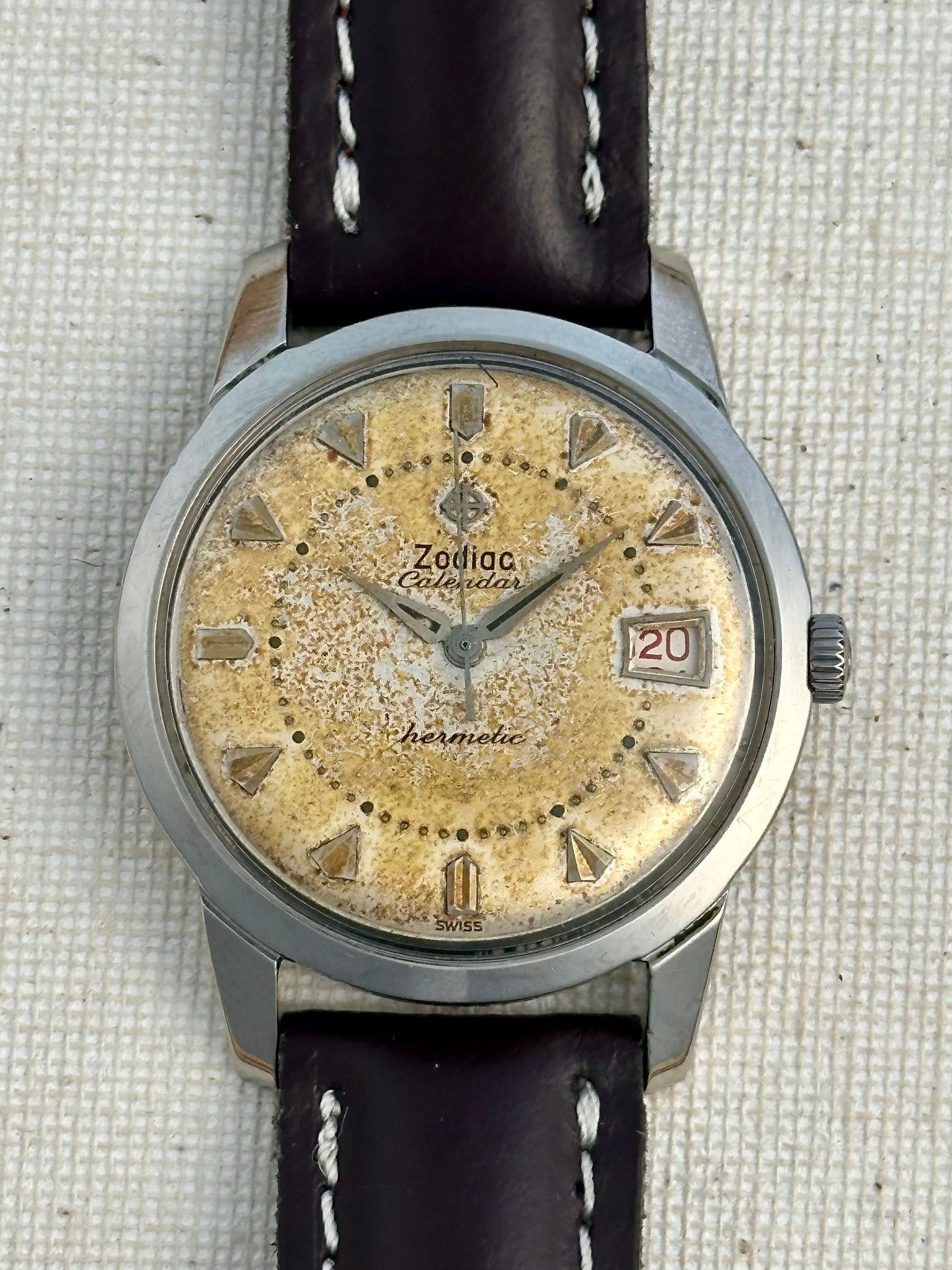 Zodiac Hermetic Date Vintage