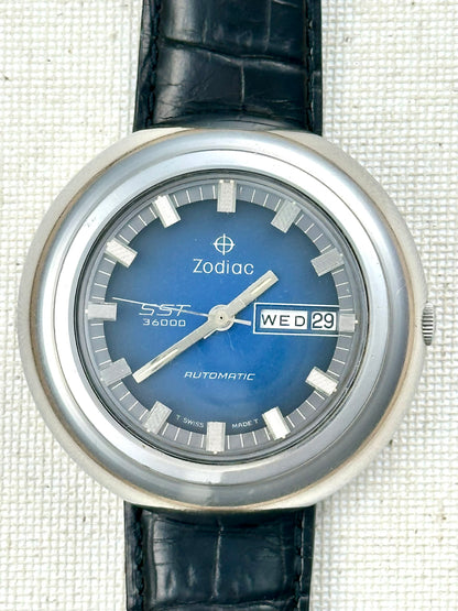 Zodiac SST 36000 Oversized "UFO" Day Date Vintage
